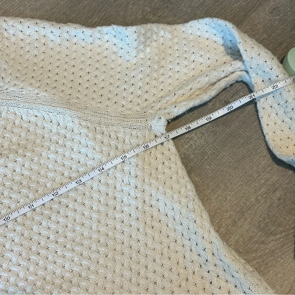 American Eagle Cream Textured Knit Sweater - Picture 3 of 6